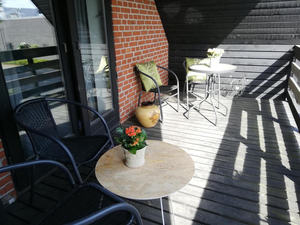 5 Minute Walk To Lego House-2 Bedrooms With Balcony Garden View.Loft Floor Биллунн Экстерьер фото